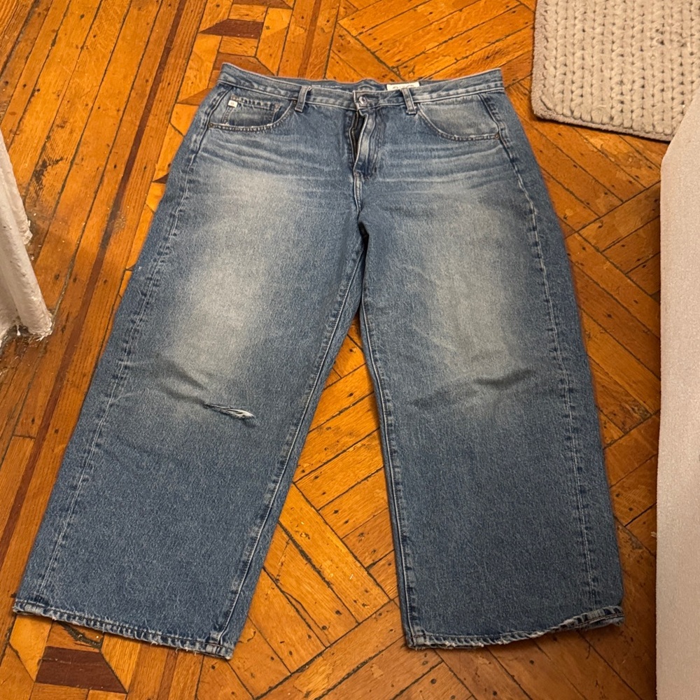 At Jeans Hattie, High-rise Barrel
